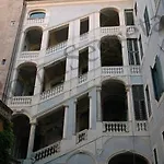 Piazza Farnese
